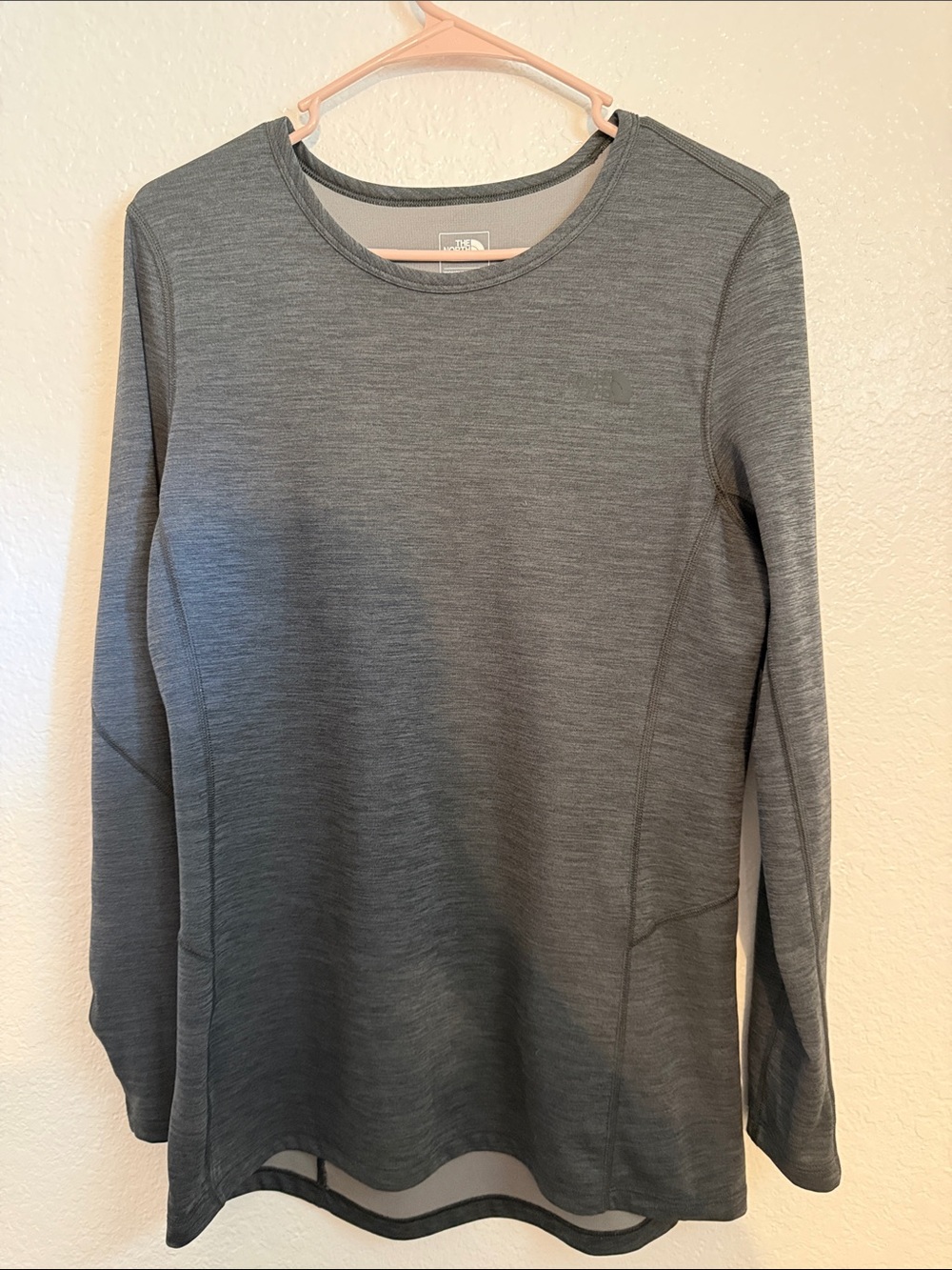The North Face Gray Women's Long Sleeve Crew Top Flashdry large shirt